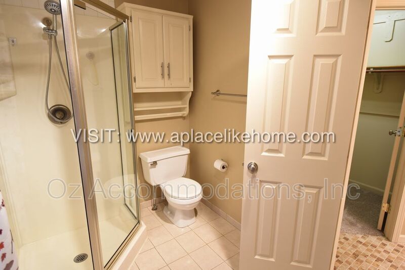 AVAILABLE NOW! 1140 SW Huntington Dr Blue Springs, MO 64015 property image