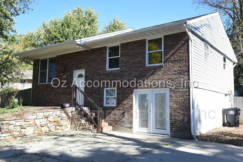 707 N Seminole Dr, Independence, MO 64056 property image
