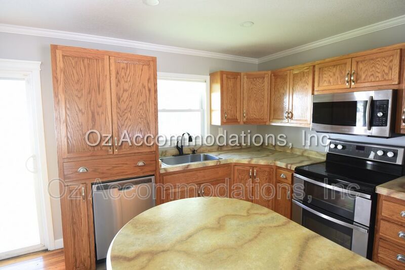 707 N Seminole Dr, Independence, MO 64056 property image