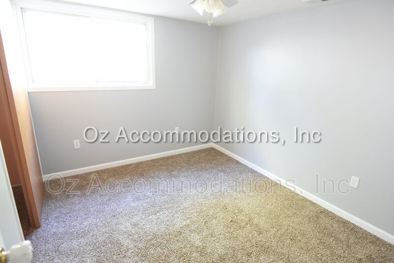 707 N Seminole Dr, Independence, MO 64056 property image