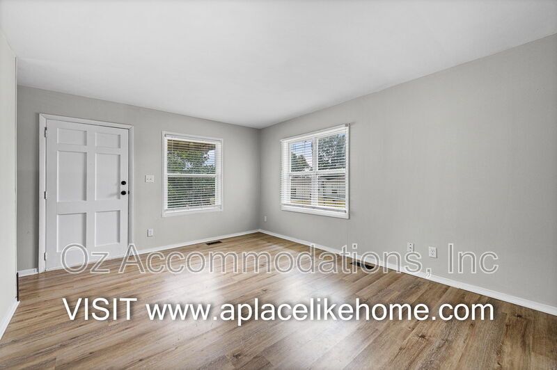 3310 Iroquois Ln Saint Joseph MO property image