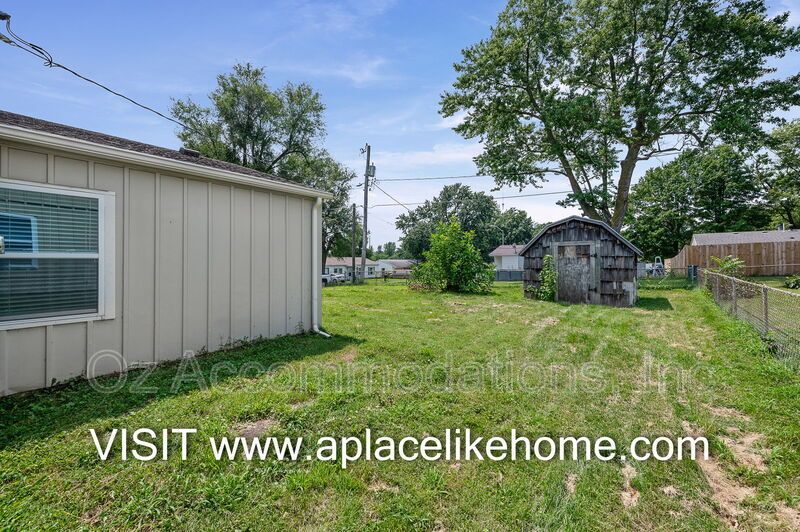 3310 Iroquois Ln Saint Joseph MO property image