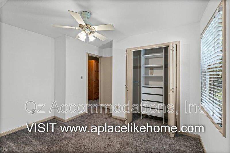 PRICE DROP! 1140 SW Huntington Dr Blue Springs, MO 64015 property image