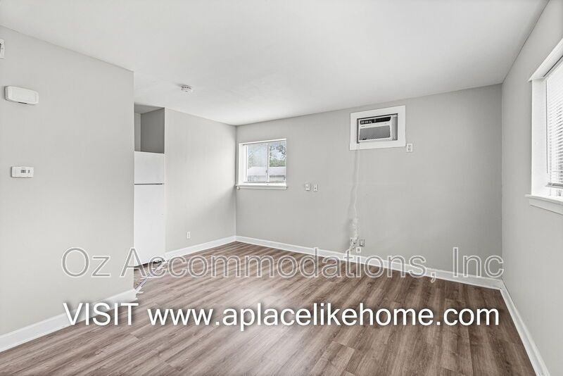 15204 Bellaire Ave, Apt A Grandview, MO 64030 property image