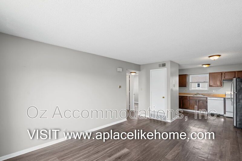 8201 Spring Valley Road 13C, Belton, MO 64012 RENT INCLUDES WATER AND HOT WATER property image