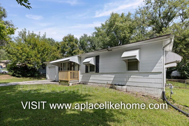 🚨PRICE DROP‼️ 9811 Marsh Ave Kansas City, MO 64134 property image