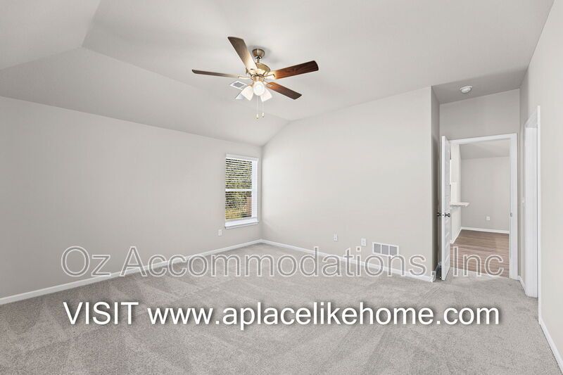 Brand-New 2026 Home for Rent in Spring Hill, KS property image
