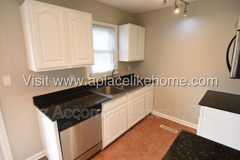403 W 28th St N, Independence, MO  64050 property image