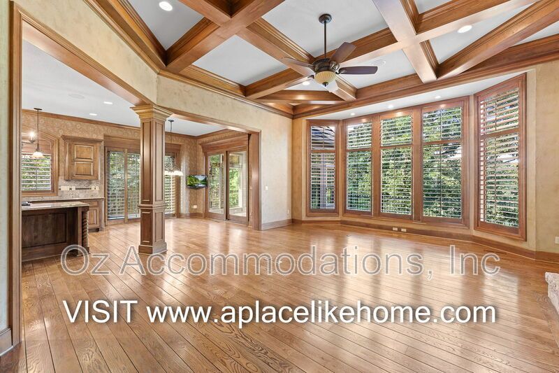 16690 Country Club Ct property image