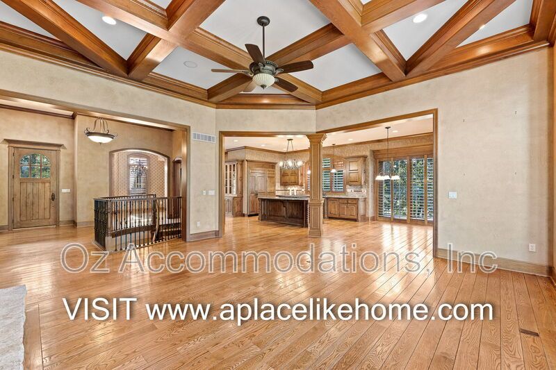 16690 Country Club Ct property image