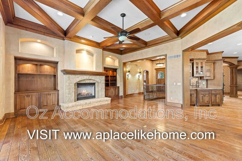 16690 Country Club Ct property image
