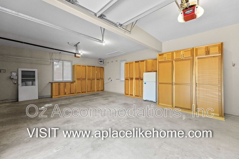 16690 Country Club Ct property image