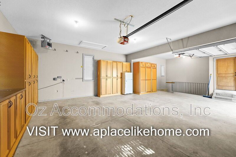 16690 Country Club Ct property image