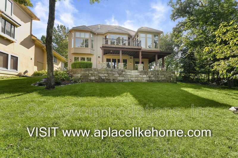 16690 Country Club Ct property image