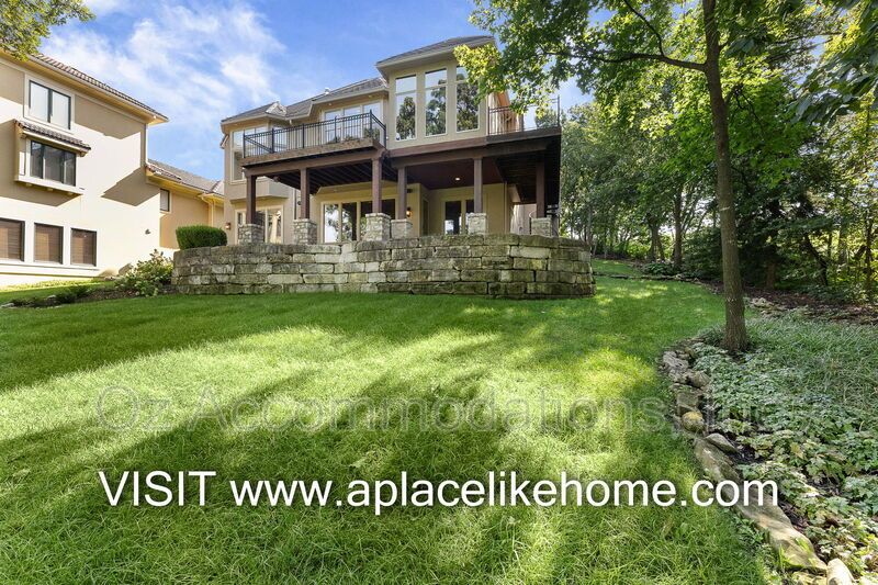 16690 Country Club Ct property image