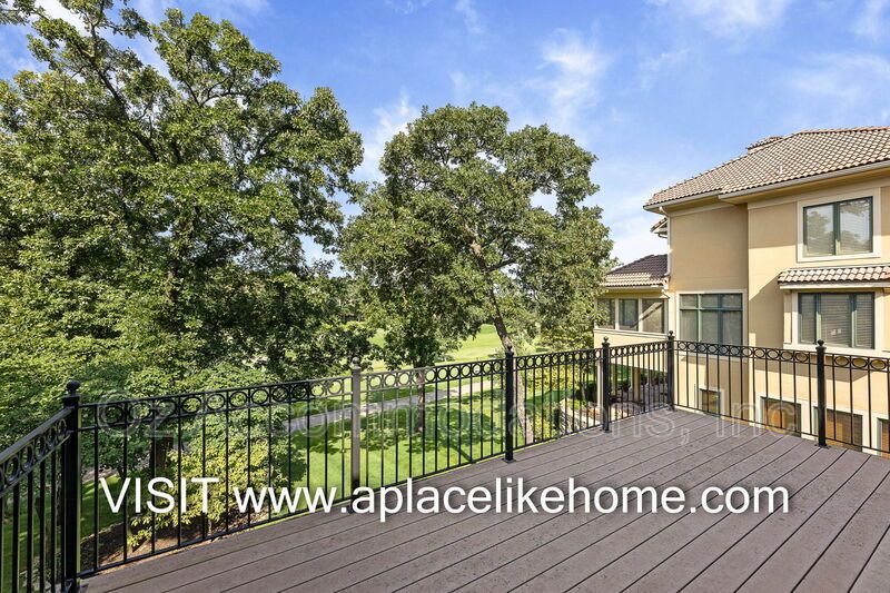 16690 Country Club Ct property image