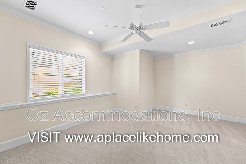 16690 Country Club Ct property image