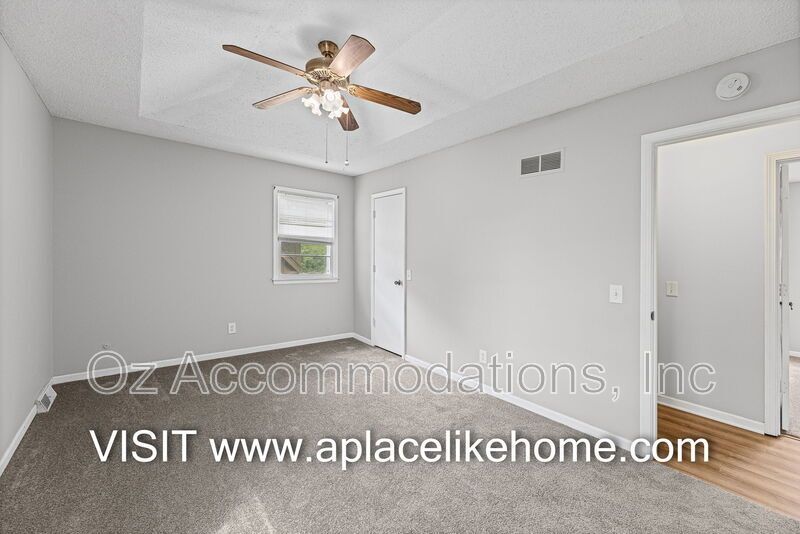 Available Now! 1013 E. Layton Dr. Olathe, KS property image