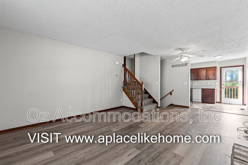 Available Now! | 1727 W Spruce St, Olathe, KS 66061 property image