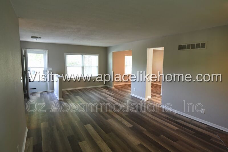 14120 S Raintree Dr Olathe, KS 66062 property image