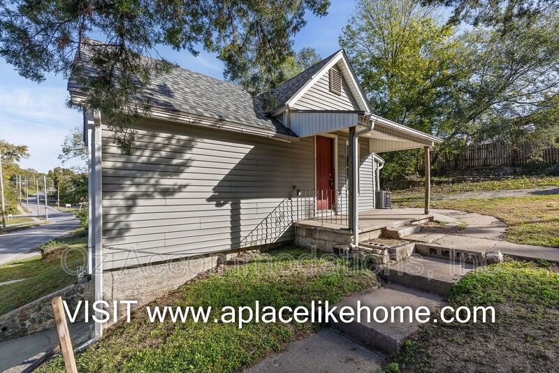 1501 N 29th St, Kansas City, KS 66102 property image
